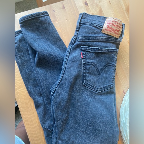 Levi’s jeans - Picture 1 of 2